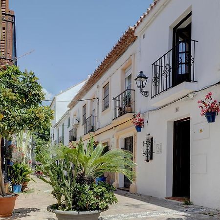 Unique Andalusian Townhouse Next To Beach Estepona Bagian luar foto