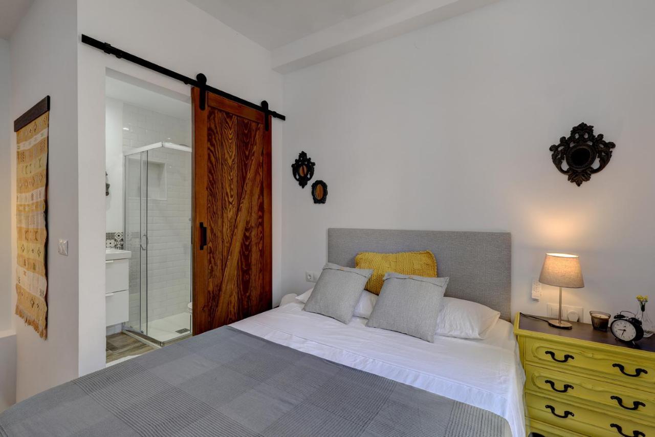 Unique Andalusian Townhouse Next To Beach Estepona Bagian luar foto