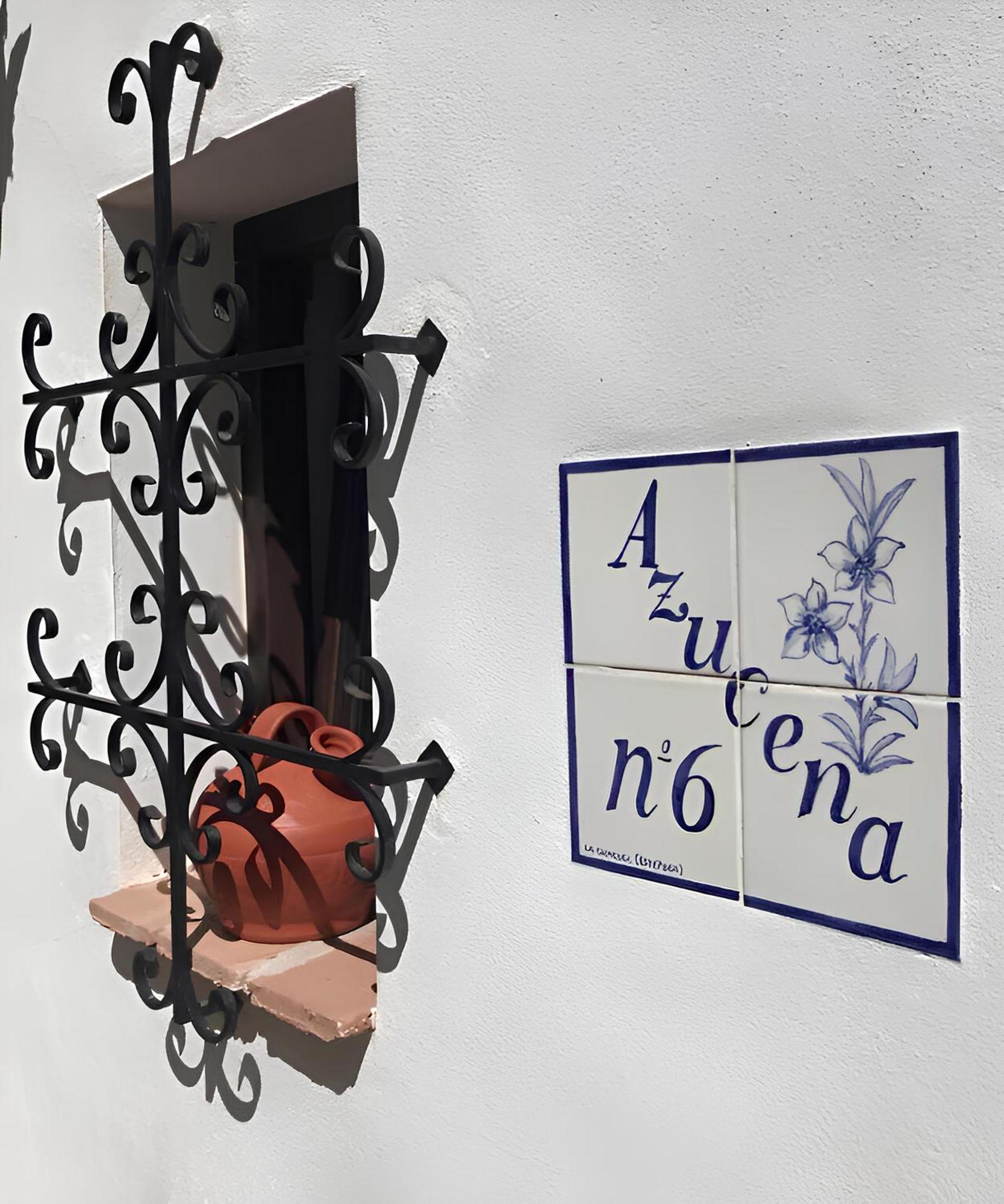 Unique Andalusian Townhouse Next To Beach Estepona Bagian luar foto